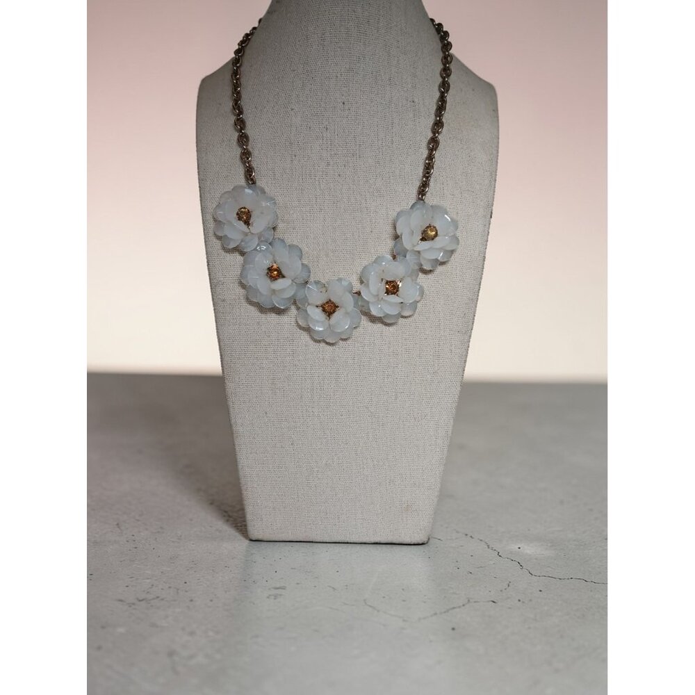 Neckace Milky White Acrylic Flowers with Yellow Rhinestone Centers 18"